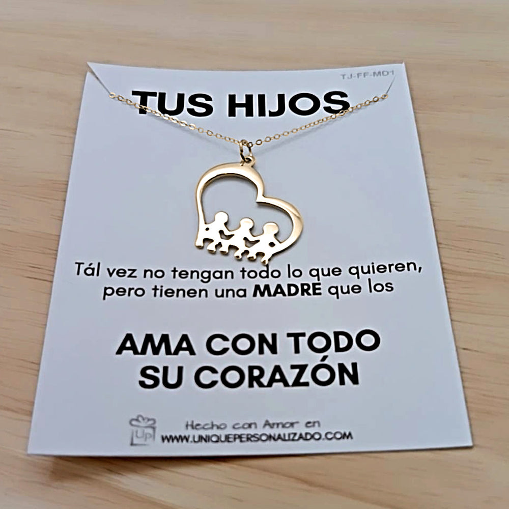 Cadena corazón con niños sentados