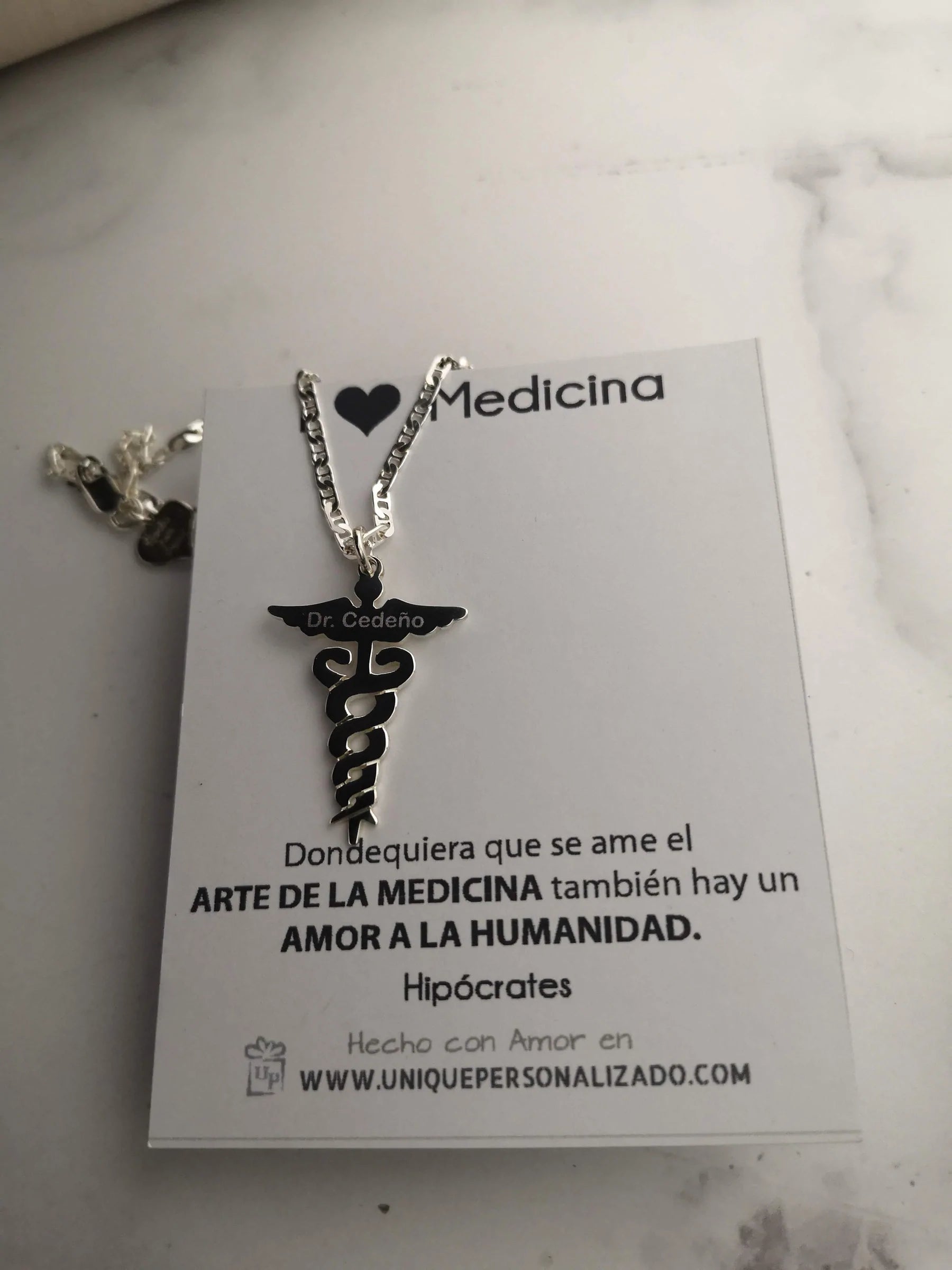 Cadenas para Médicos - Unique Personalizado