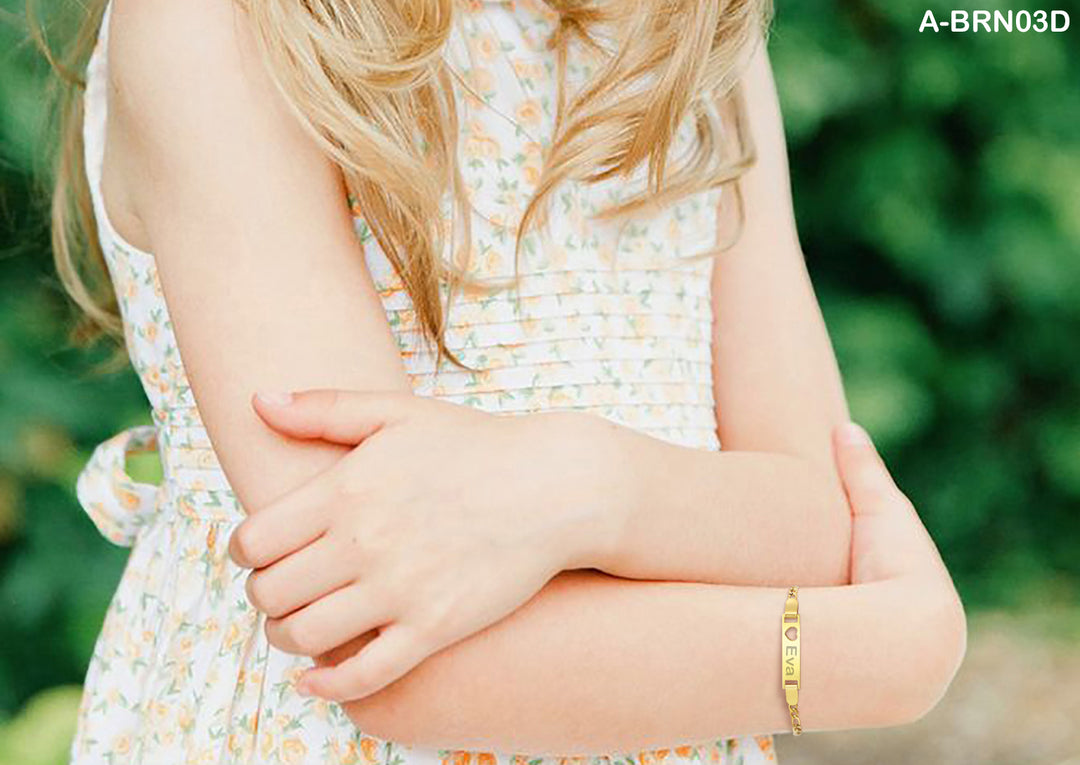 Brazalete personalizado con corazón calado