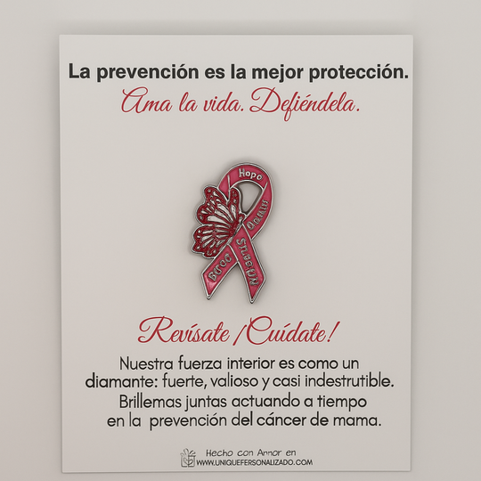 Pin de cancer de mama rosado con mariposa