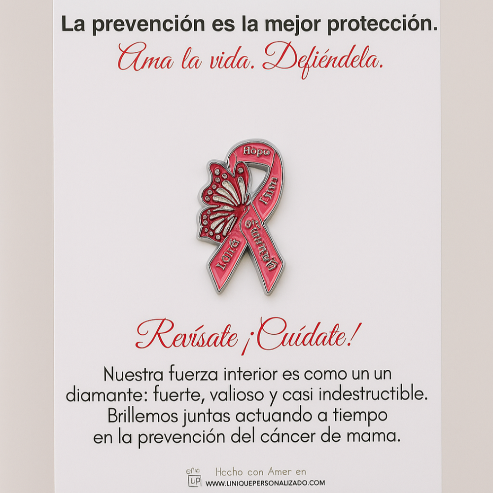 Pin de cancer de mama rosado con mariposa