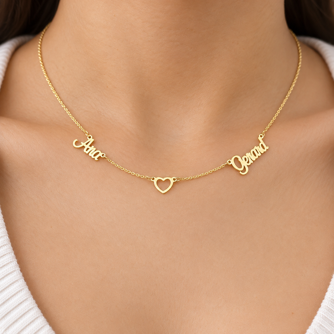Cadena con dos nombres y corazón en medio - Unique Personalizado