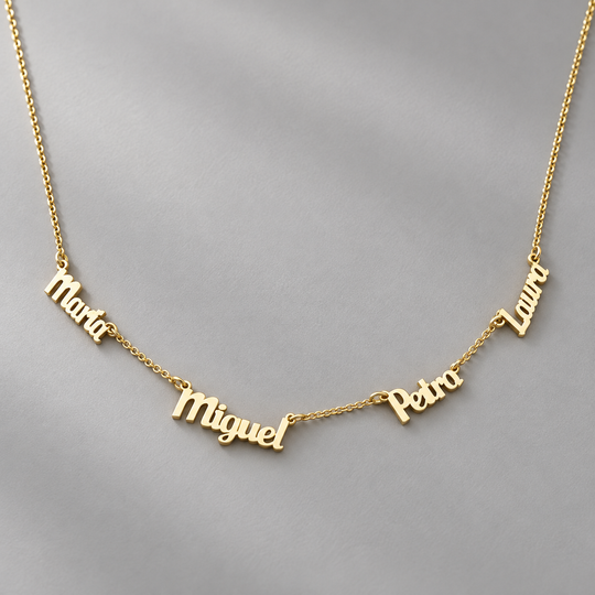 Cadena con mini nombres personalizados - Unique Personalizado